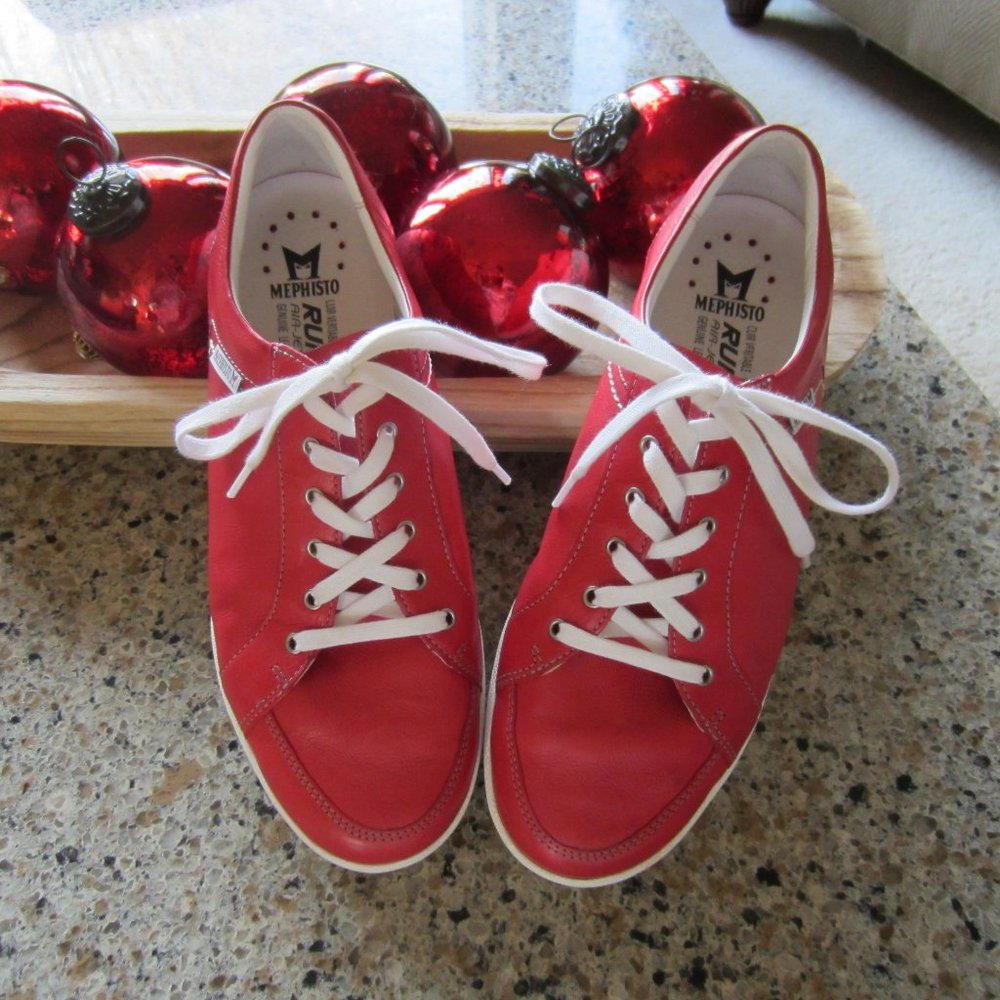 Mephisto Women's Runoff Red Leather Sneakers, Sz 8.5, barely worn